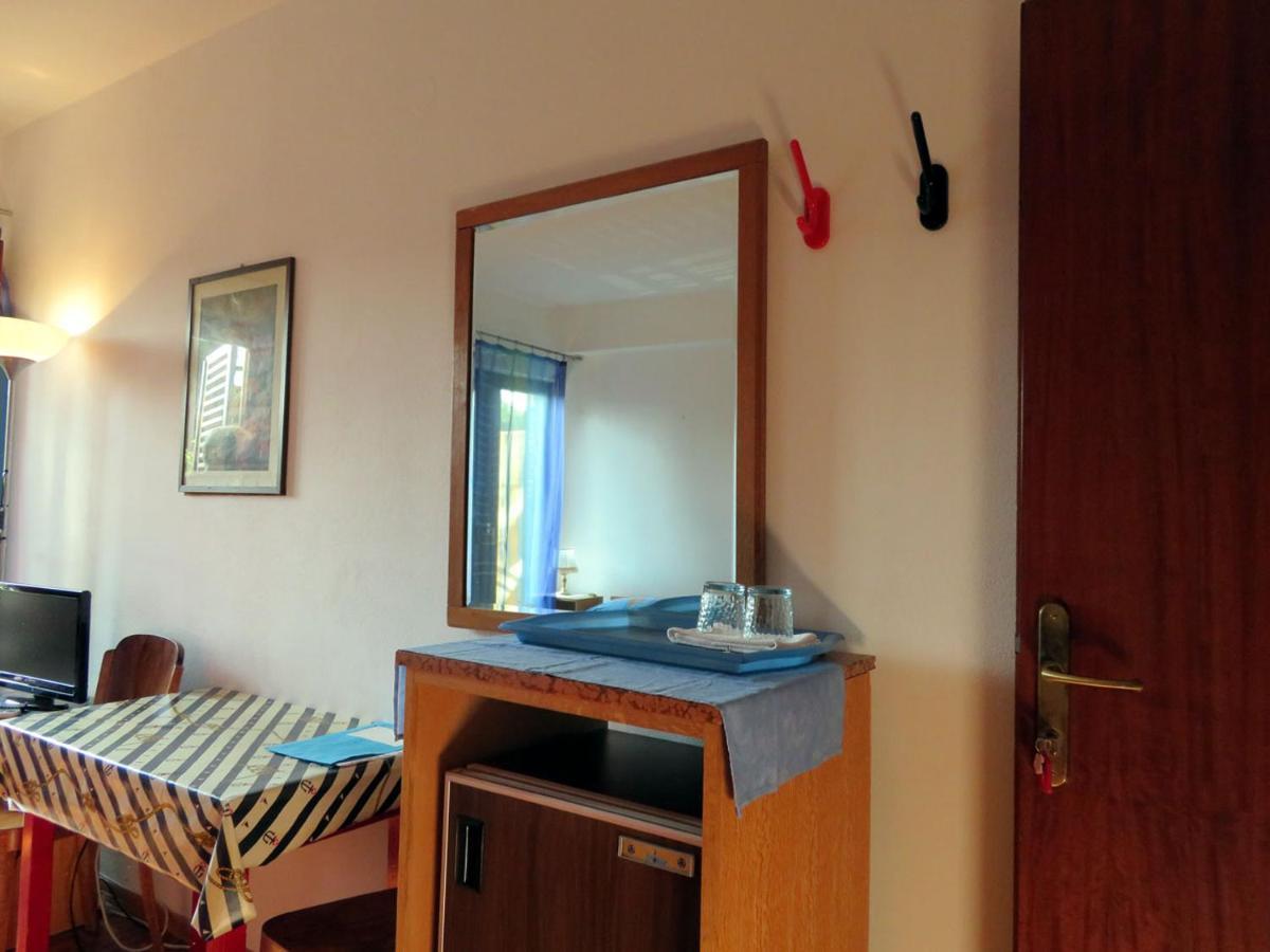 King Tomislav Apartments Crikvenica Eksteriør billede